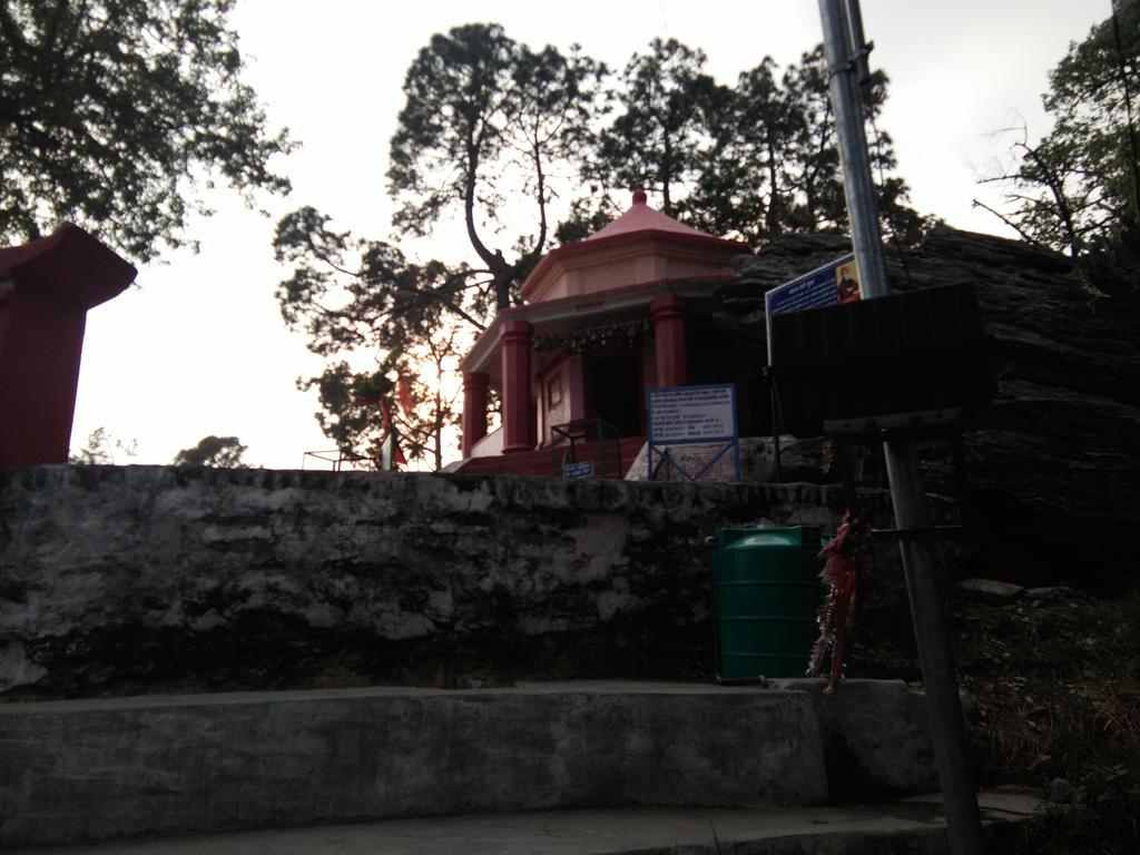 Kasar Rainbow Yoga Retreat Villa Almora Exterior photo