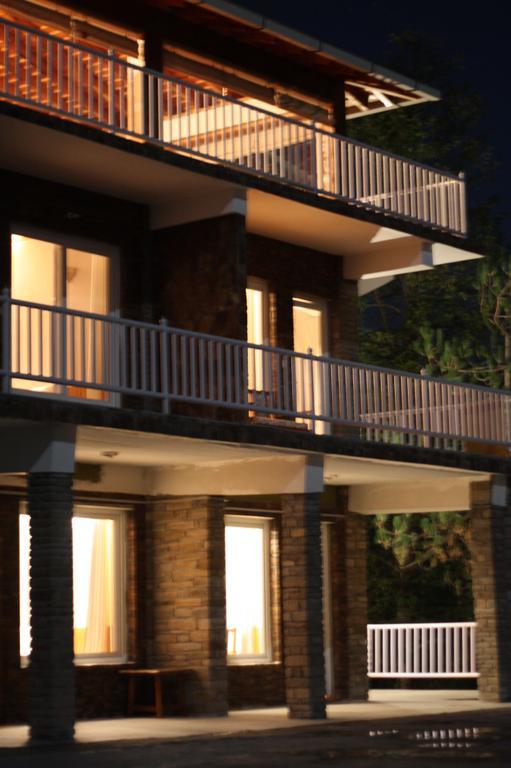 Kasar Rainbow Yoga Retreat Villa Almora Exterior photo